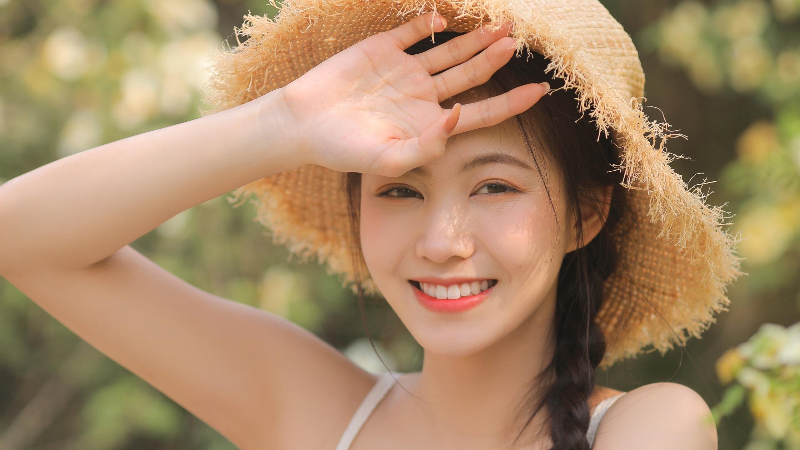 -_场馆升级：引入先进设备，提升比赛体验_，先进场面引导控制系统