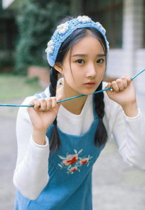 四强争霸引人瞩目，欧冠赛场战火腾飞，欧冠四强比赛时间表