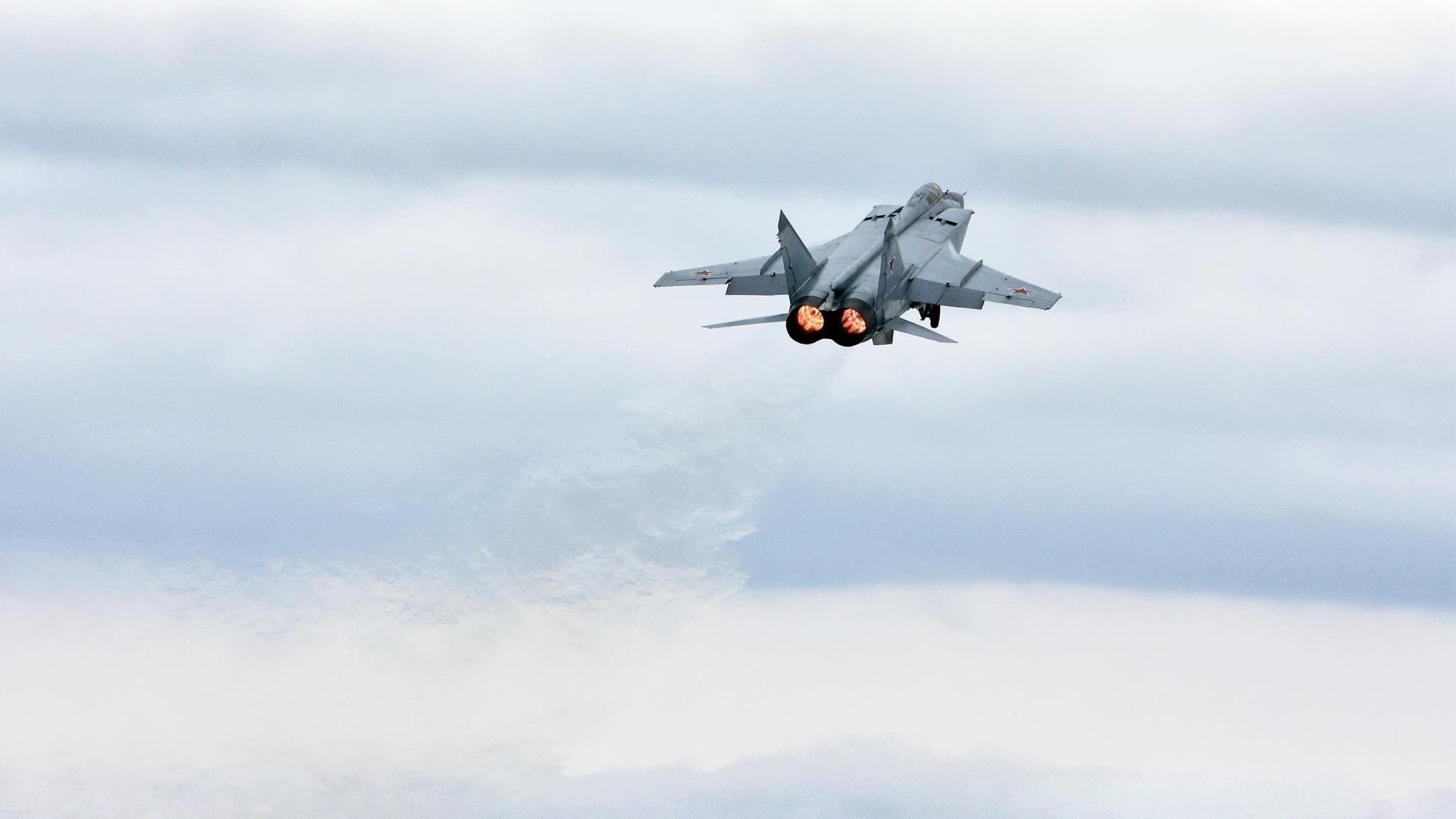 -球迷基础稳固，为未来稳定发展奠定基础，球迷定义