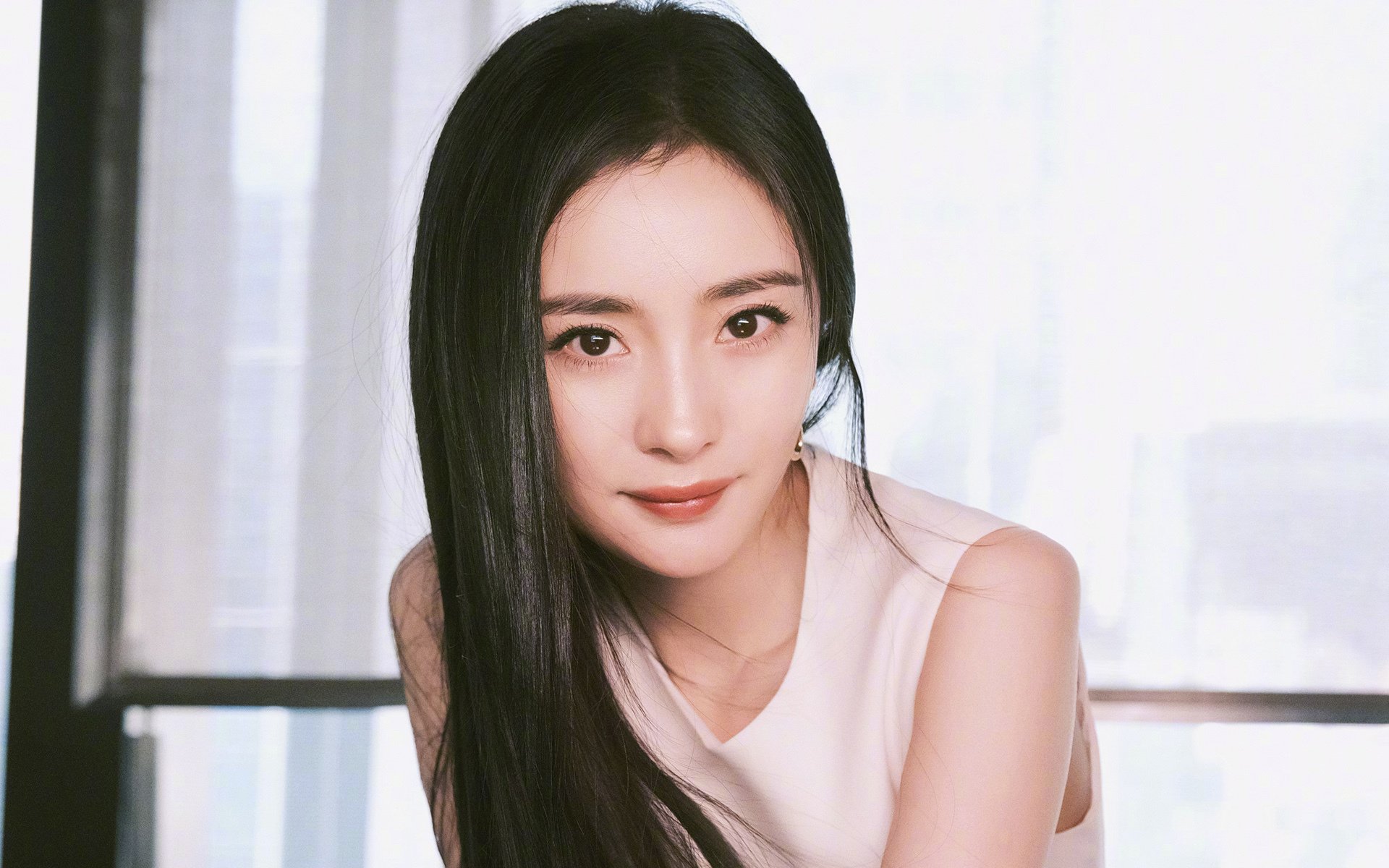 体育新闻中心赛场外的故事，体育新闻赛事报道标题大全